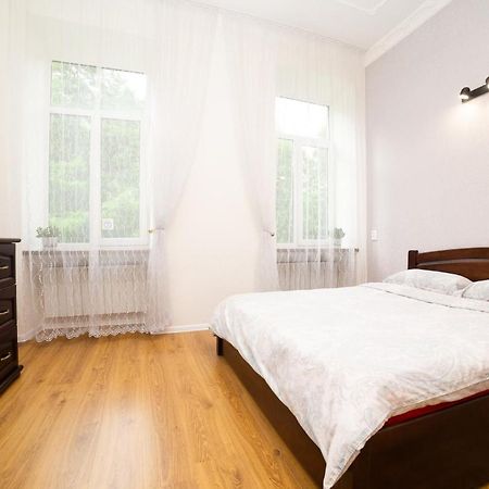 Lviv City Rent Bagian luar foto